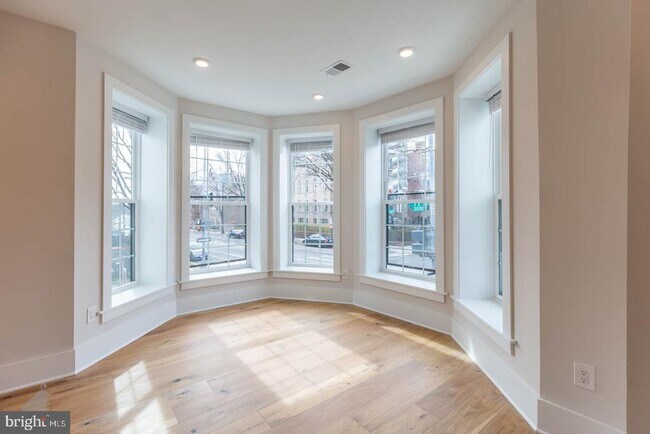 Building Photo - 3001 11th St NW