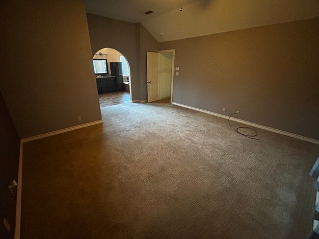 Building Photo - 15603 Rose Crest