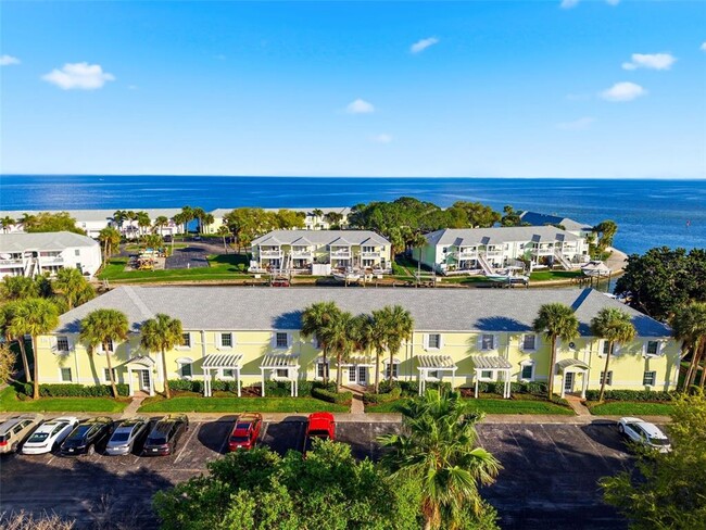 Building Photo - 5174 Beach Dr SE