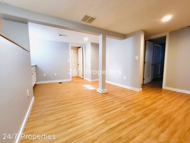 Building Photo - 4 br, 2 bath House - 1020 N Holland Ave