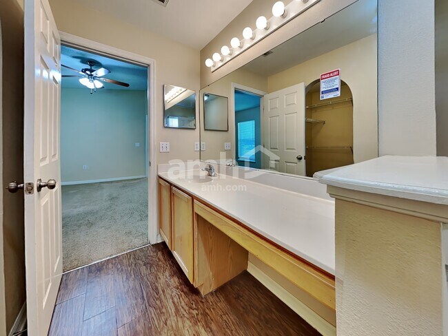 Building Photo - 12555 Belmont Lakes Dr