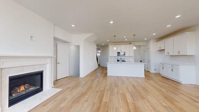 Building Photo - 5557 E Spaniel Dr