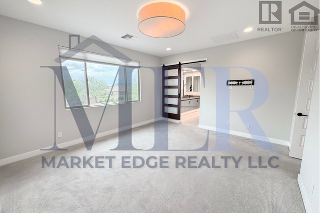 Building Photo - 3Bed/2.5Bath House at Deer Valley/Cave Creek Rd! $4995 Move-In Special! Ready for Immediate Move-In!