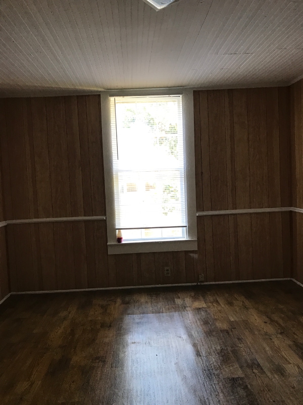 Building Photo - 2 Bedroom 1 Bathroom