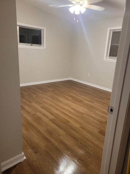Bedroom - 2013 N Skylane Dr