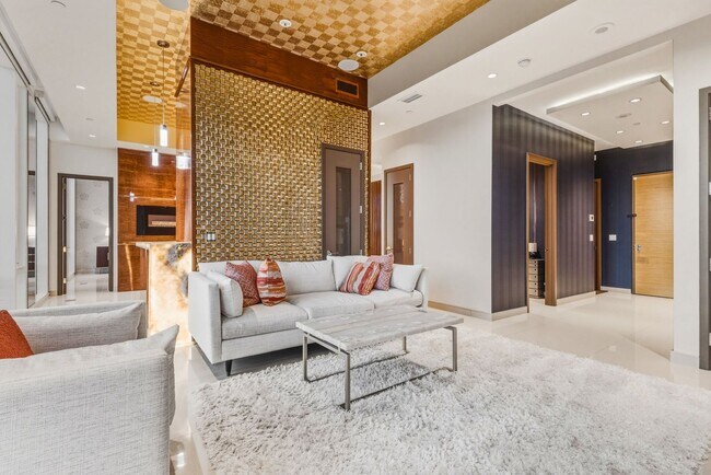 Building Photo - Waldorf Astoria 4707-Strip/City/Mtn Views from this Stunning 2Bd/2.5Ba Residence