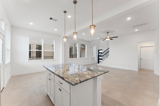 Building Photo - 21234 Black Gap Wildlife Dr