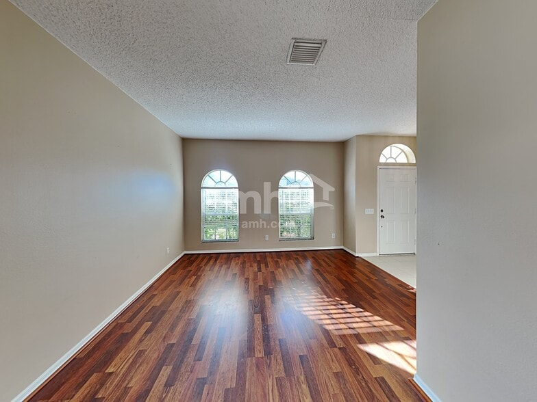 Building Photo - 10653 Firebrick Ct