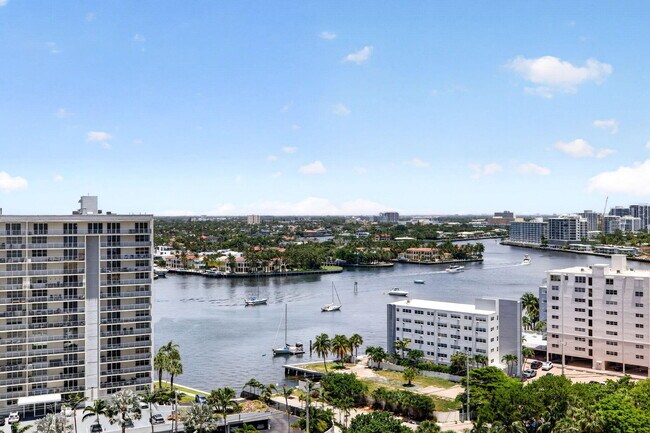 Building Photo - 101 S Fort Lauderdale Beach Blvd