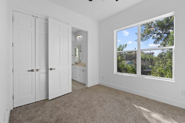 Building Photo - 2022 Thonig Rd