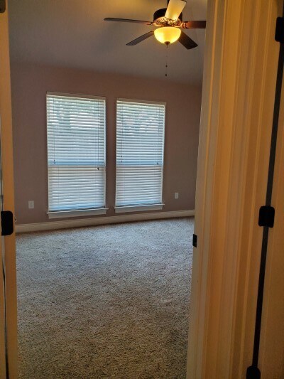 Building Photo - 15233 Capstan St