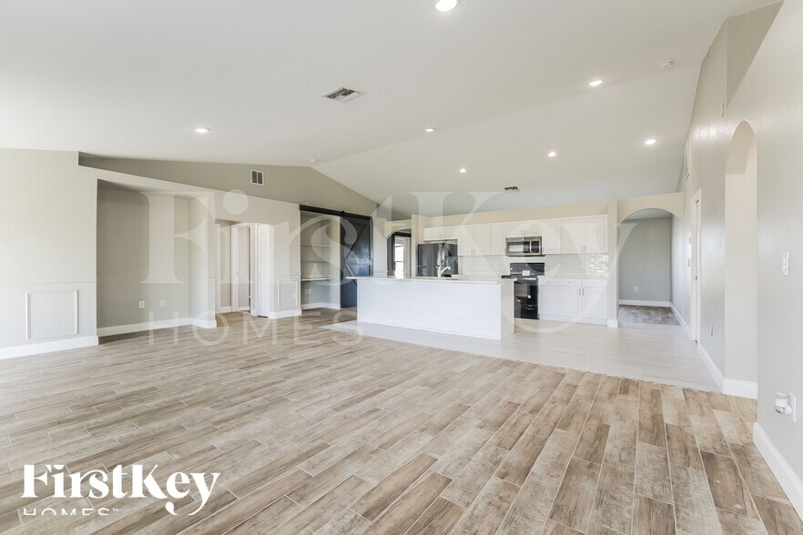 Building Photo - 2519 NW 7th St