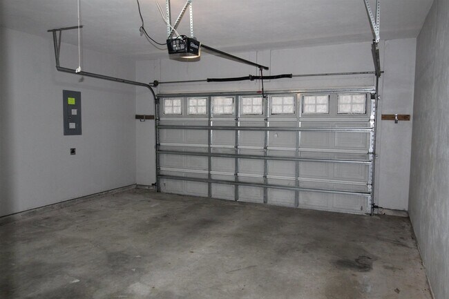 Building Photo - 53 Covington Cir