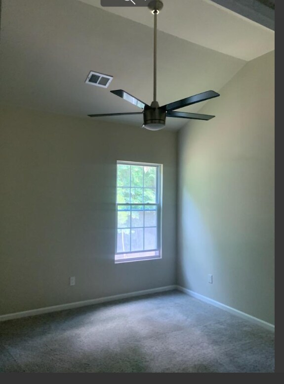 Building Photo - 4404 Ravenwood Dr