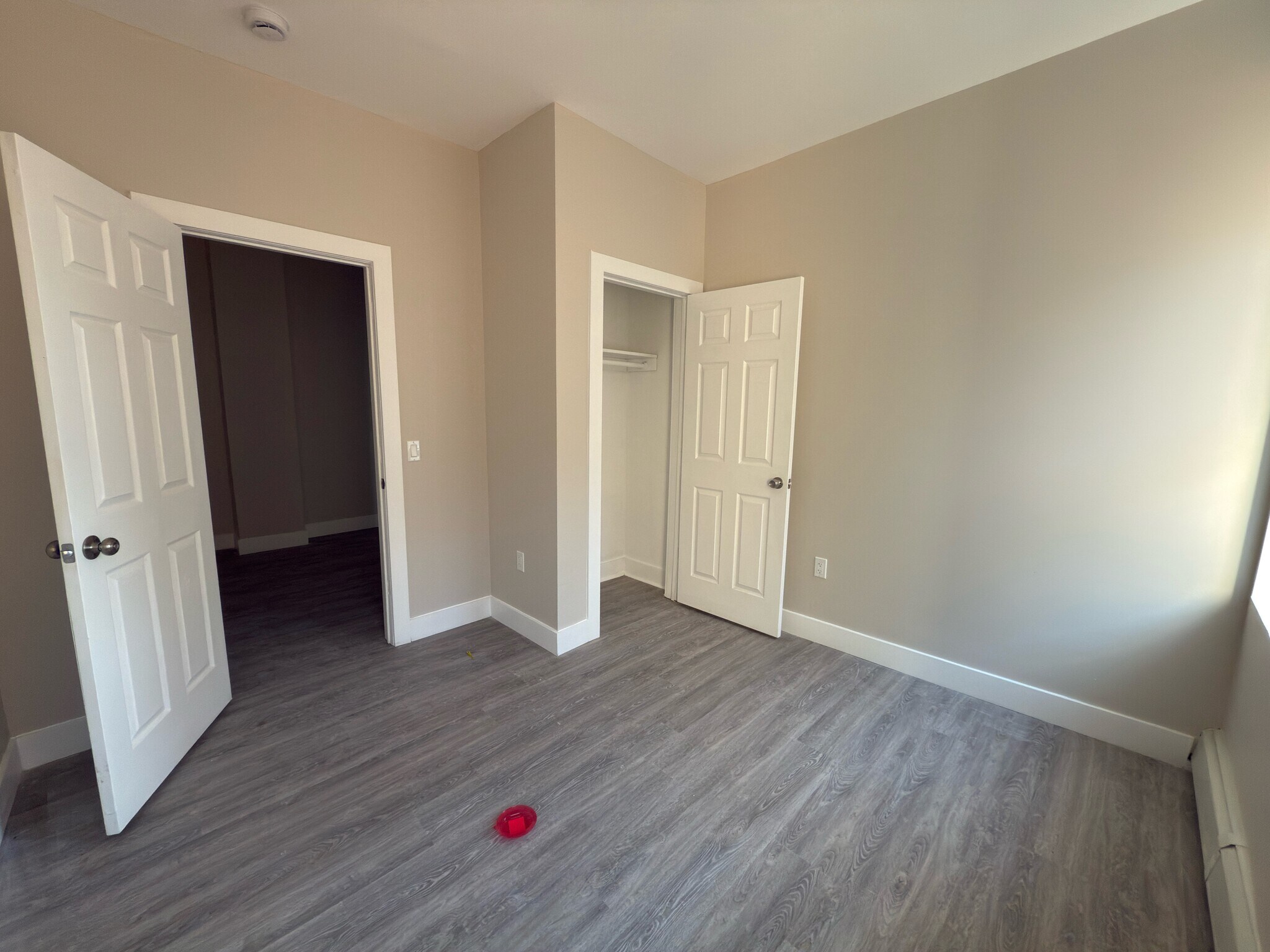 856 S 16th 3C - 856 S 16th St