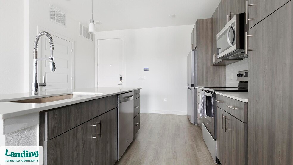 Building Photo - 7106 Culebra Commons