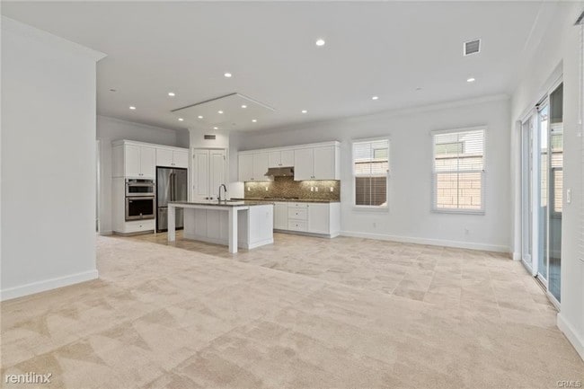 Building Photo - 4 br, 3 bath House - 82 Meander