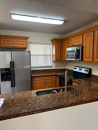 Building Photo - 1541 Balfour Point Dr