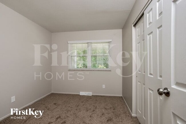 Building Photo - 11266 Briarstone Dr