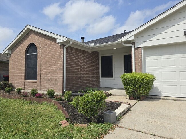 Building Photo - 4618 Tiger Trace Ln