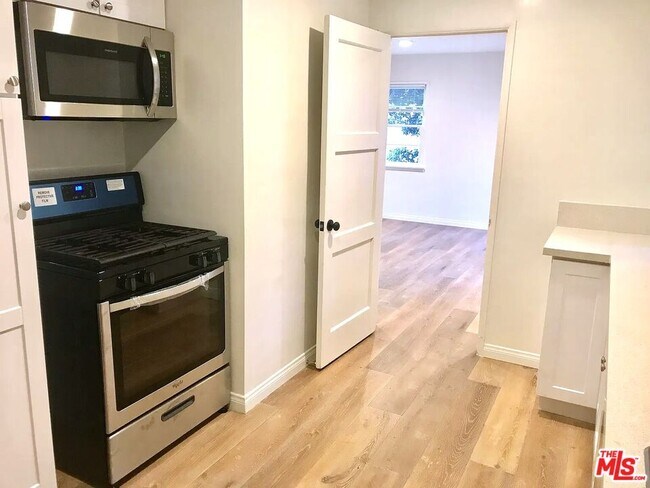 Building Photo - 1044 14th St