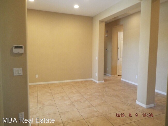 Building Photo - 3 br, 2 bath House - 5714 E Jake Hvn