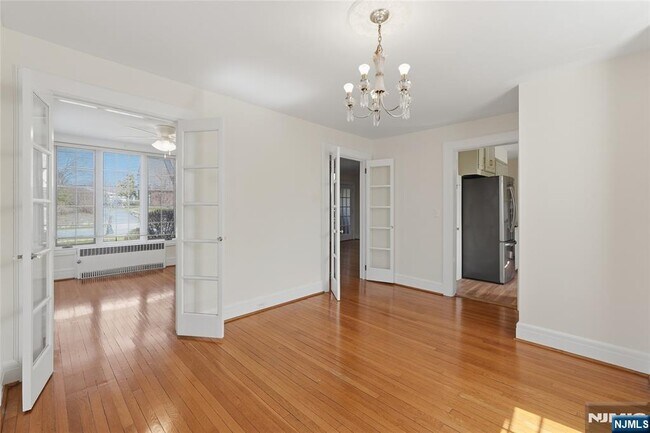 Building Photo - 54 Pomander Walk