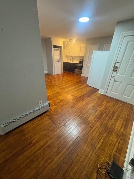 Primary Photo - 313 North St