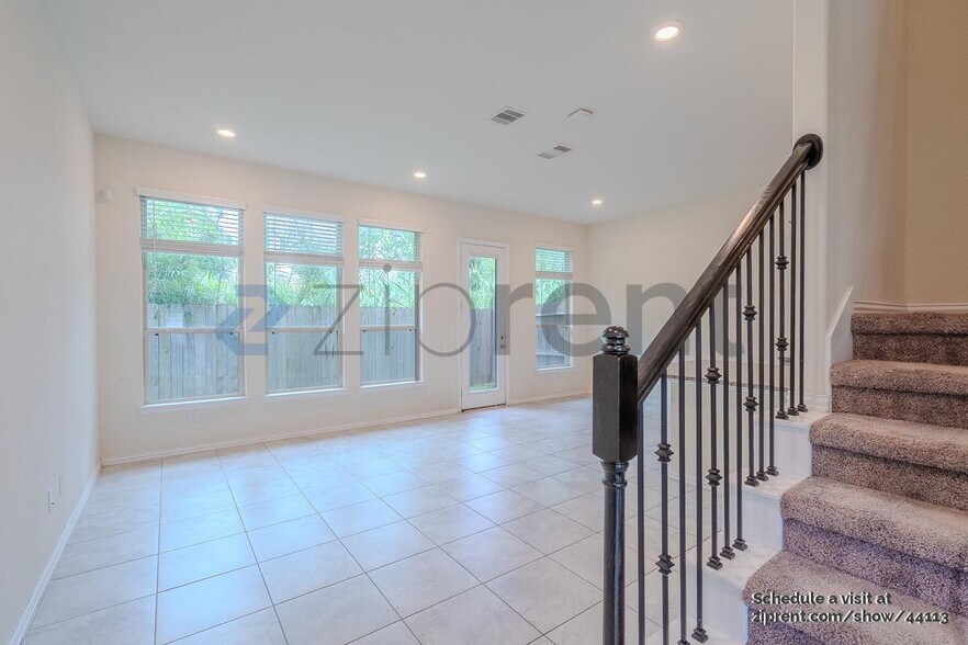 Building Photo - 711 Embercove Dr