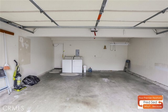 Building Photo - 11350 Foothill Blvd