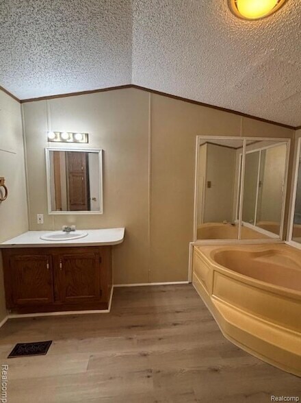 Building Photo - 1478 Coachlight Ct
