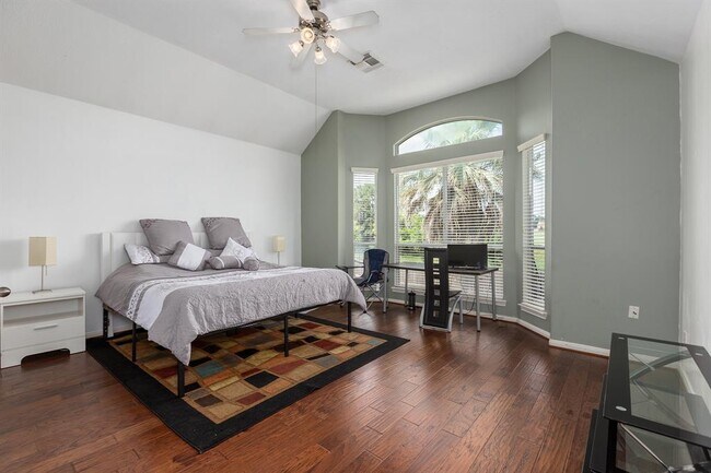 Building Photo - 18714 Racquet Sports Way