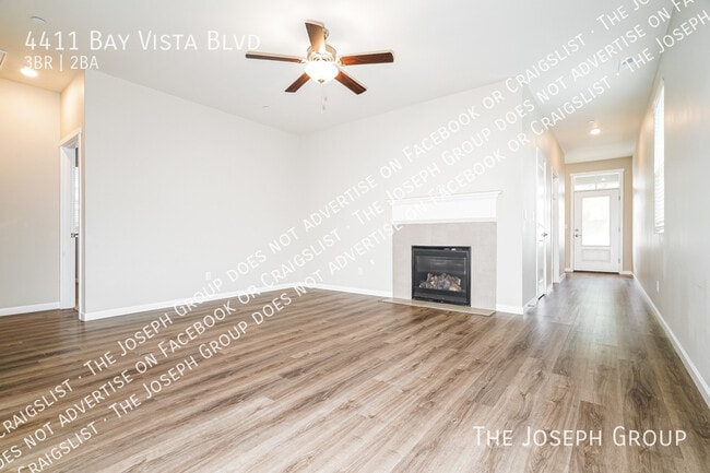 Building Photo - 4411 Bay Vista Blvd