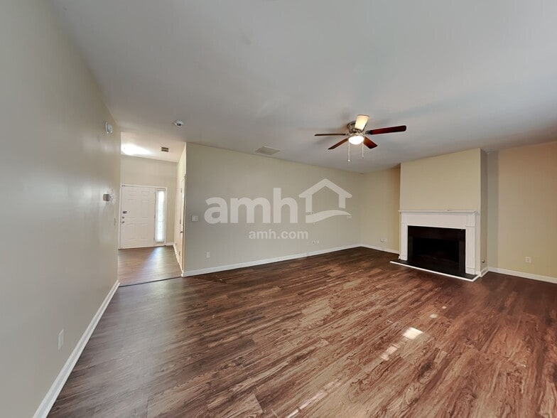 Building Photo - 2991 Leatherleaf Trl