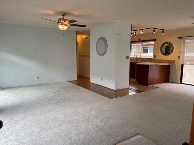 Building Photo - 4 bedroom 2 bath single family home-  Kaneohe!