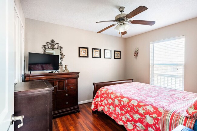 Building Photo - 820 Sandollar-SI ID1351282P