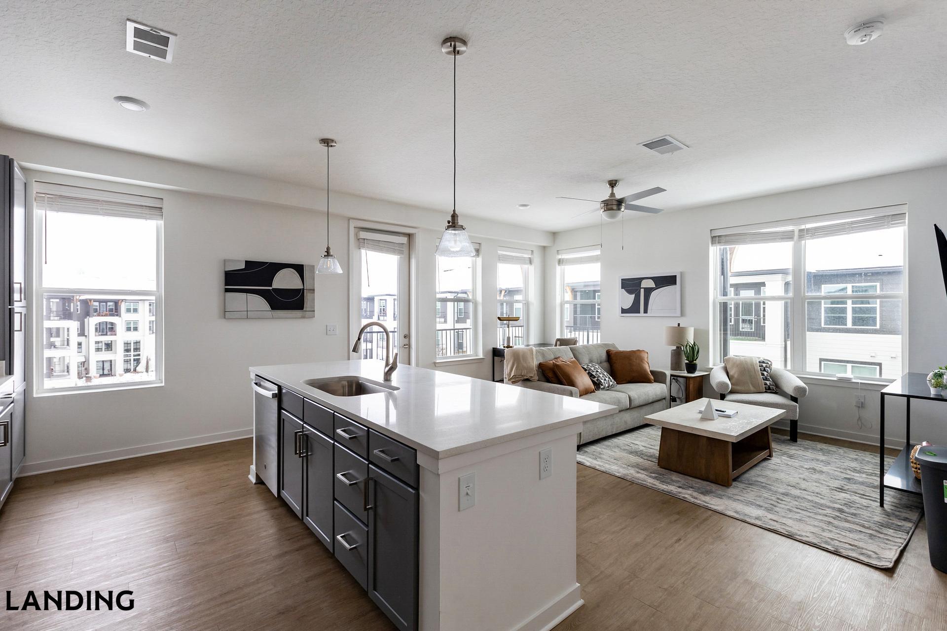 Building Photo - 1181 Manhattan Blvd