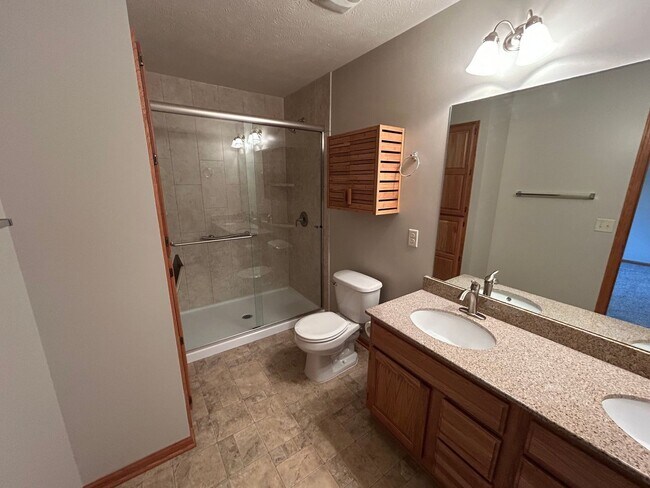 Building Photo - 8528 Flintlock Cir