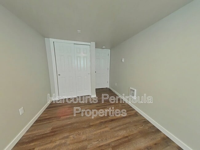 Building Photo - 1225 11th St