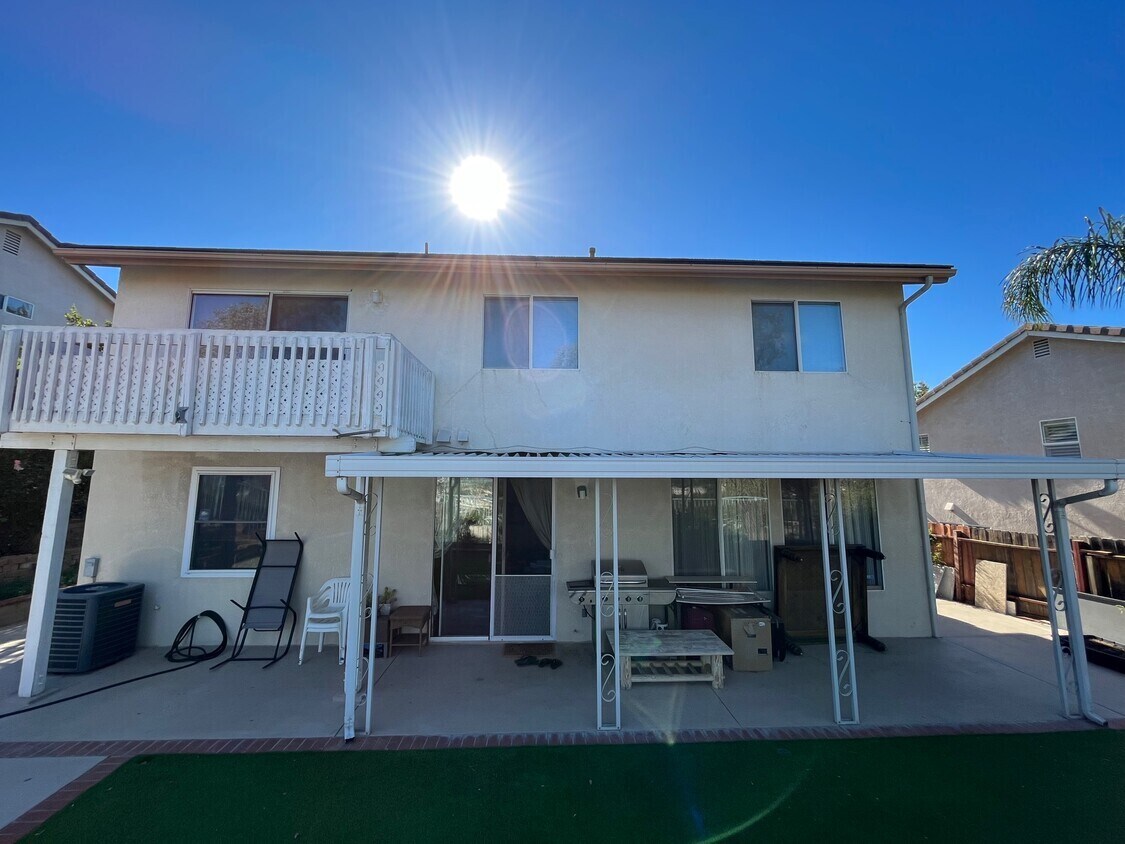 Building Photo - 12212 Edgecliff Ave