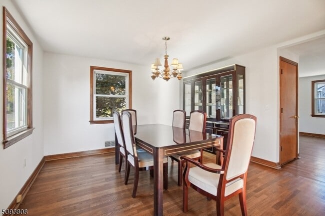 Building Photo - 1792 Mountain Ave