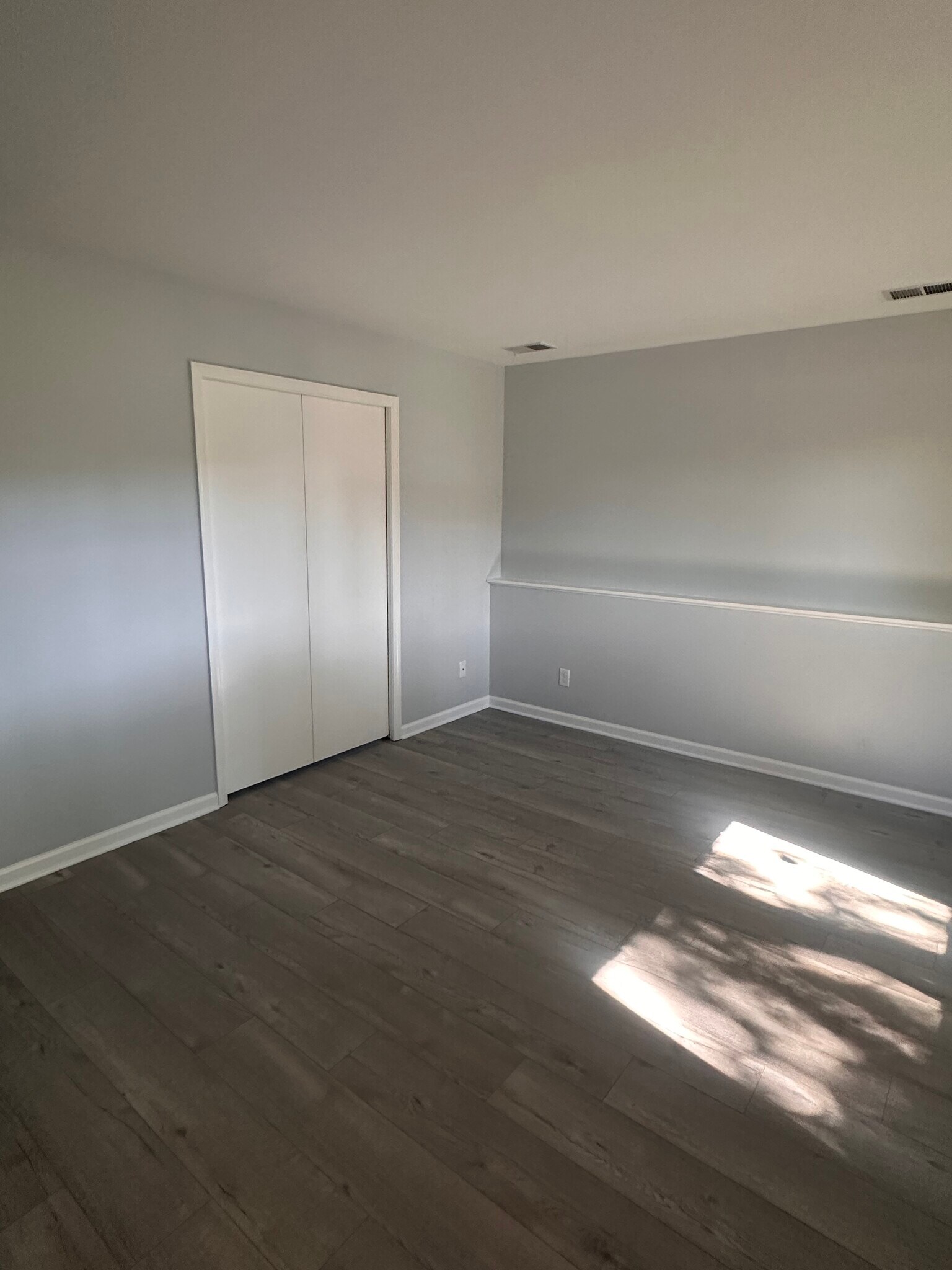 Building Photo - 3950 W 76th Ln