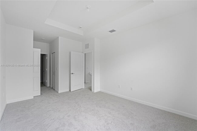 Building Photo - 124 SW 184th Way