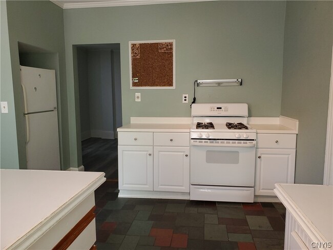 Building Photo - 114 Washington St