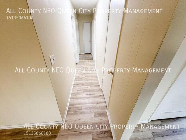 Building Photo - 2420 Ulrich Ave