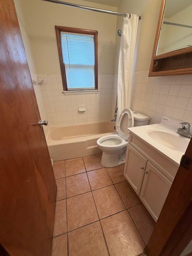 Building Photo - Creek