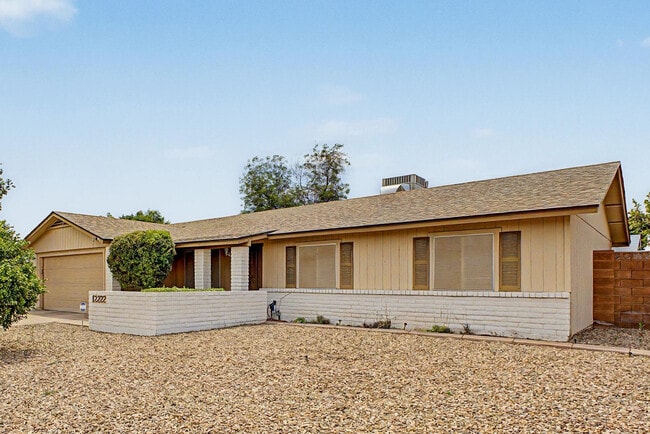 Building Photo - 12222 N 49th Ave