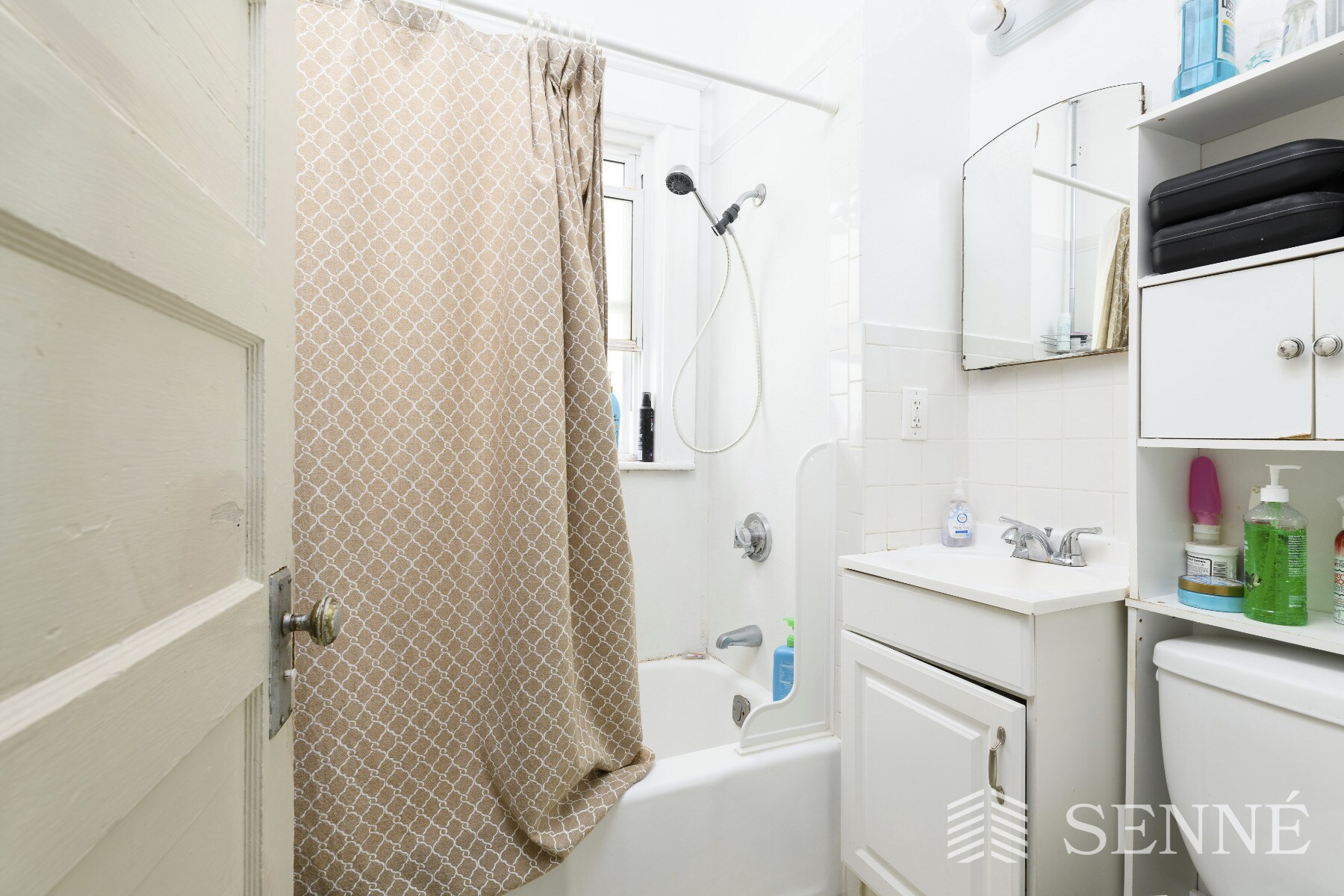 Building Photo - 26 Porter Rd