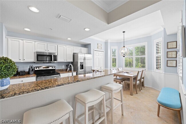 Building Photo - 9715 Acqua Ct