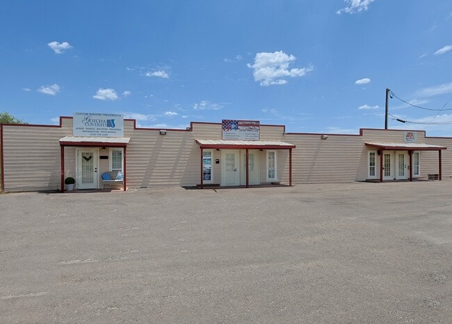 Building Photo - 23063 Texas 46STE 1